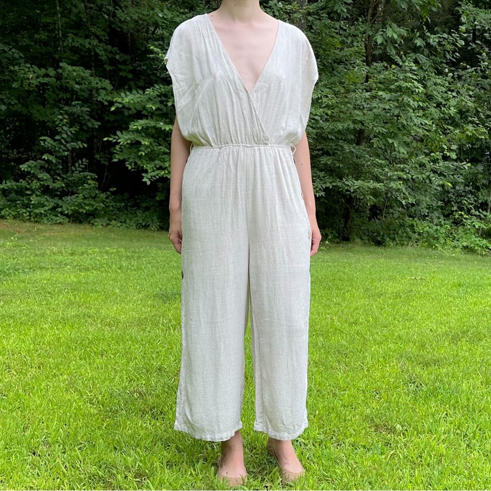 Very J Ivory Deep V-Neck Sleeveless Jumpsuit